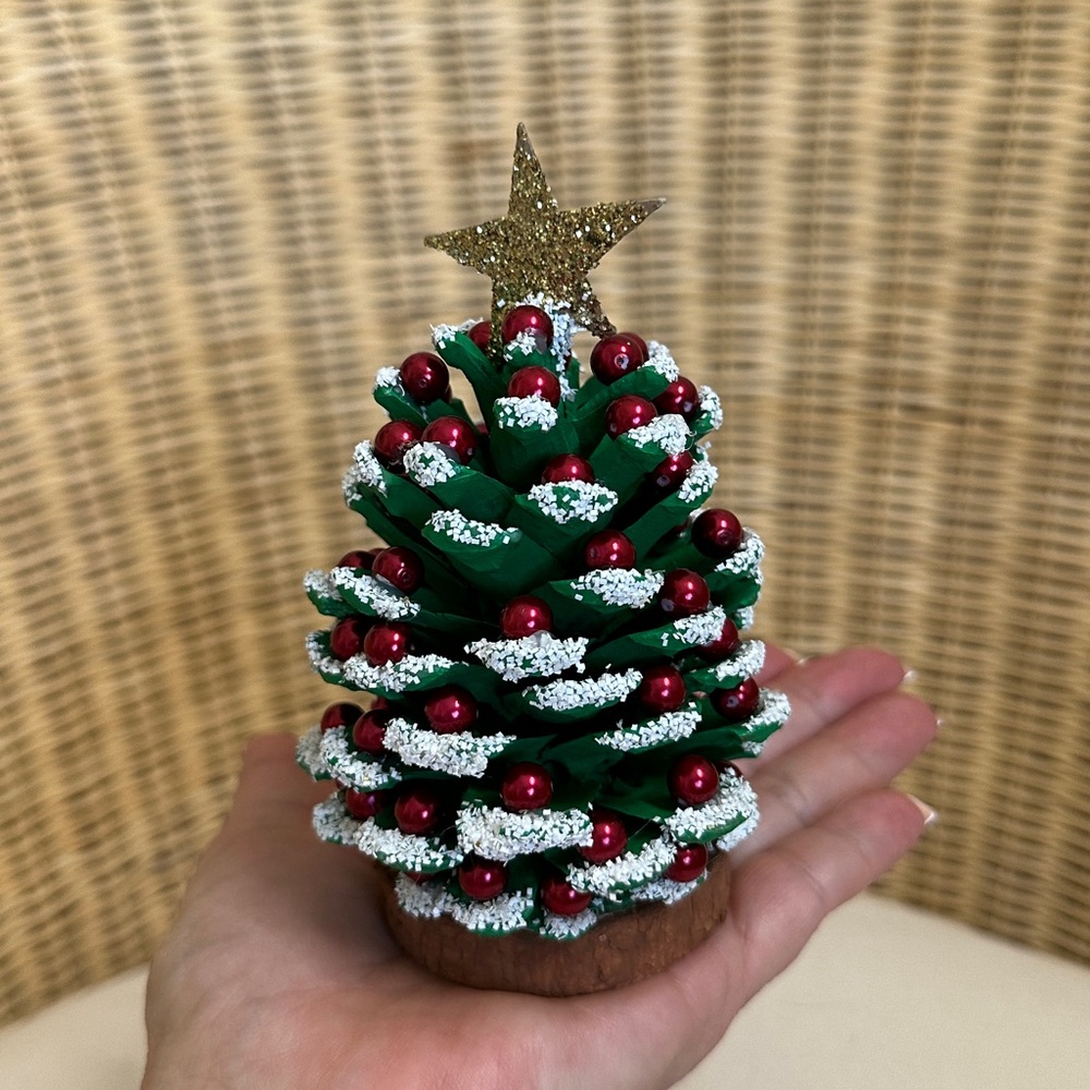 Adorable Green Pine Cone Mini Christmas Tree With Gold Star Table Ornament